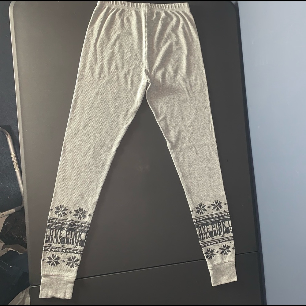 VS Pink waffle knit legging pants rare 😍 - Picture 7 of 10